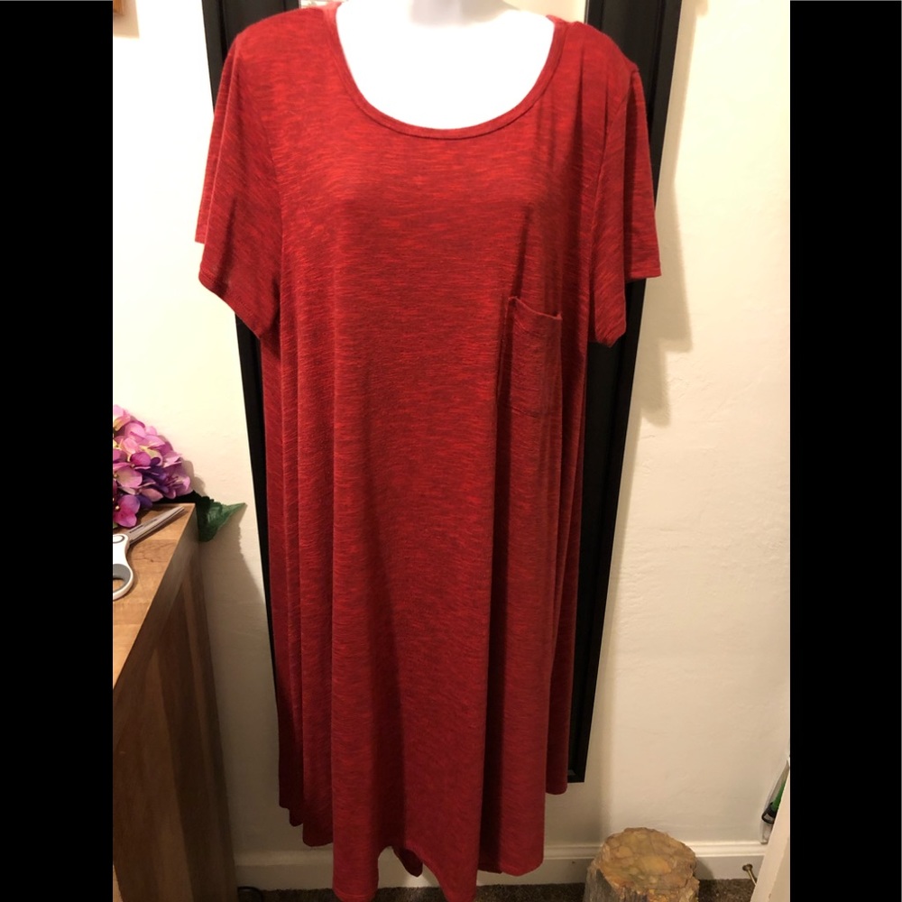 Lularoe Carley . Red 2x. Perfect condition.